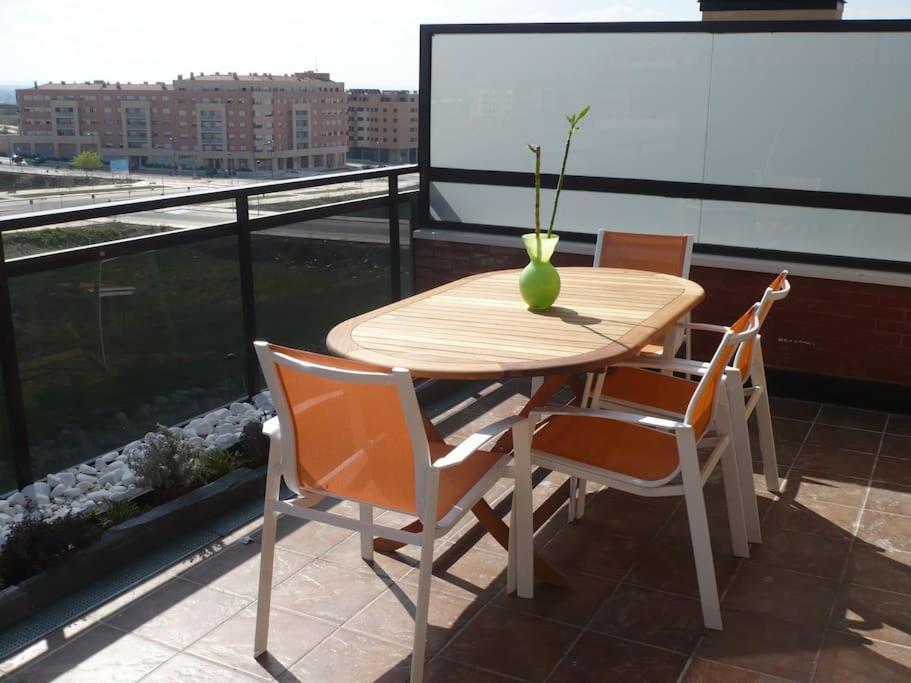 Atico, Piscina, Ac, Wi-Fi Y Parking Gratis, Gran Terraza, Vut 47-79 Apartment Arroyo de la Encomienda Exterior photo